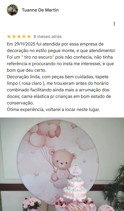 Avaliação 5 estrelas de Tuanne De Martin no Google, com fotos da decoração
