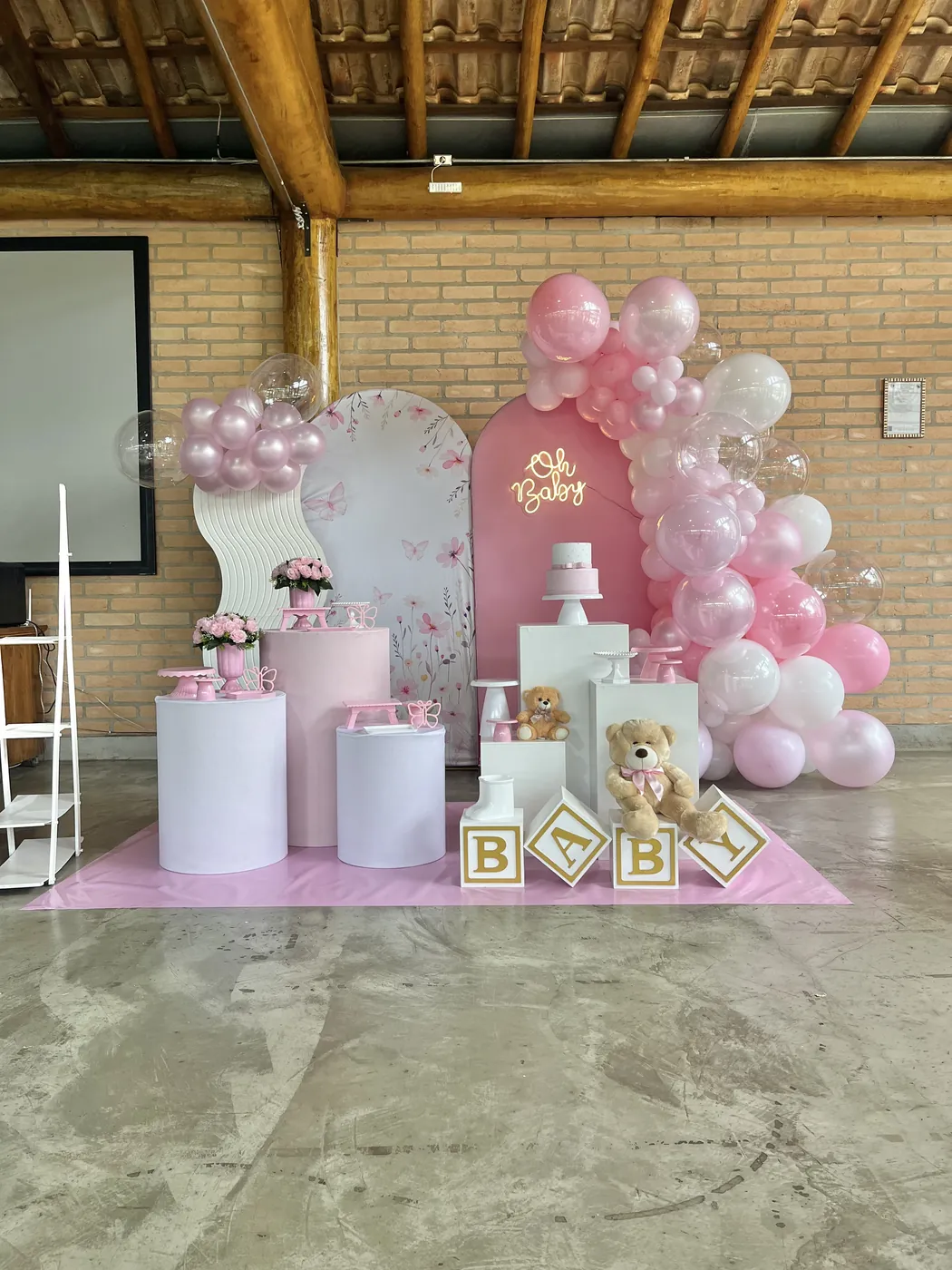 Decoração de festa infantil tema Oh Baby Rosa montada pela Delicadeza Decorações